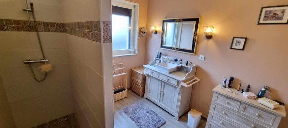 5 Schlafzimmer Haus in Preures, France, Nr. 69482 10