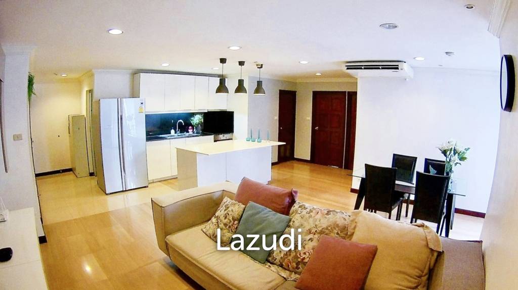 3 bedrooms Condo in Bangkok, Thailand No. 14908