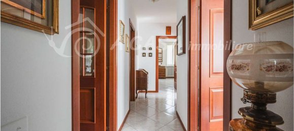 Apartamento T6 em Fornovo di Taro, Italy N.º 380200 14