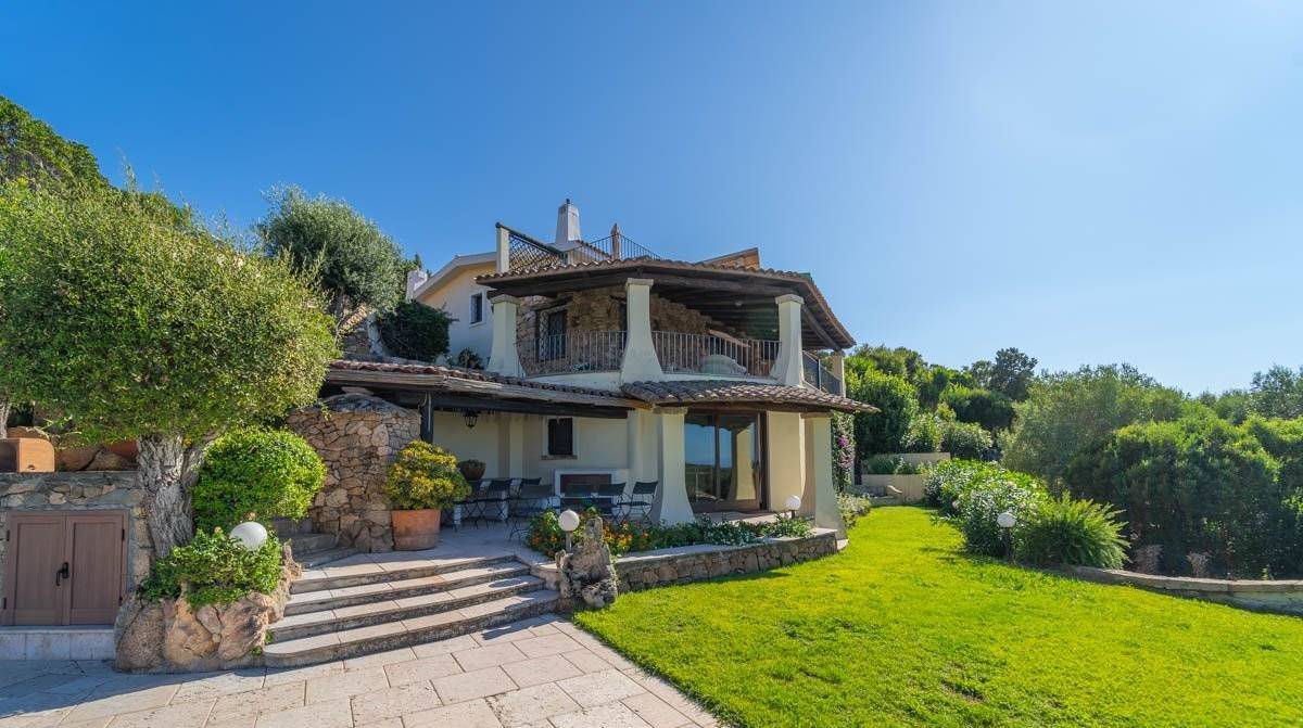 6 rooms Villa in Arzachena, Italy No. 195113