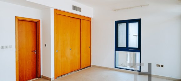 5 bedrooms Townhouse in Dubai, UAE No. 33286 12