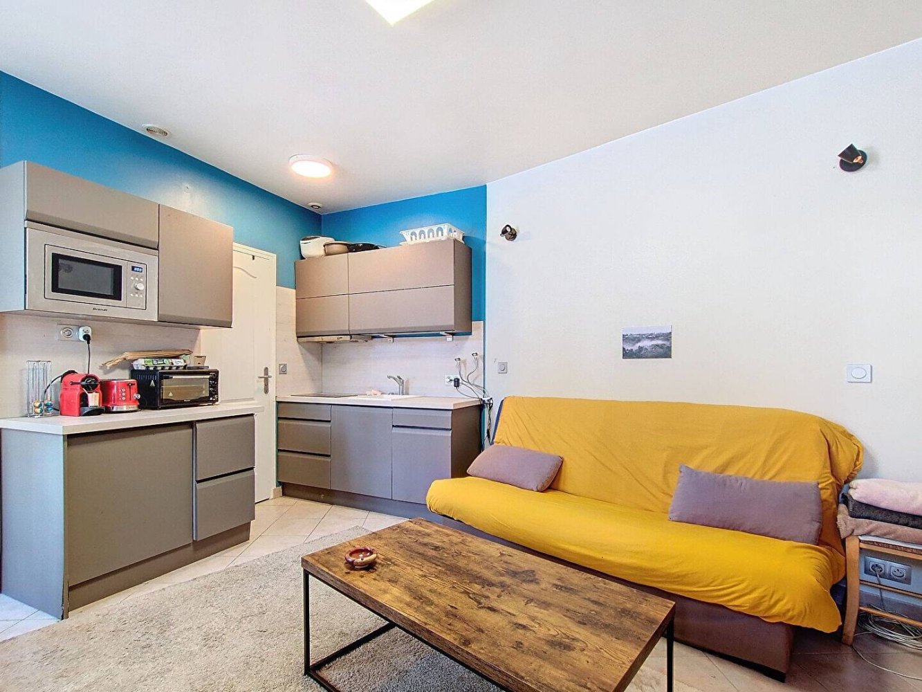 Studio in Paris, France No. 177951