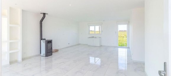 Casa de 3 dormitorios en Le Controis-en-Sologne, France No. 326875 3