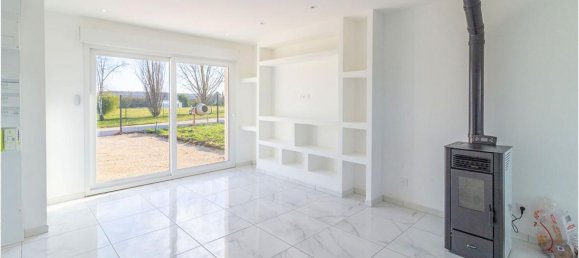 Casa de 3 dormitorios en Le Controis-en-Sologne, France No. 326875 5