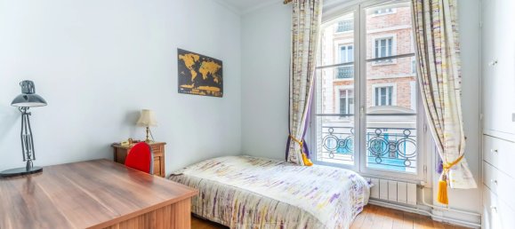 3 bedrooms Apartment in Paris, France No. 186845 9