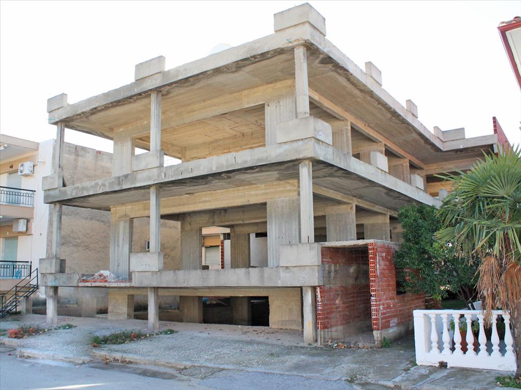 835m² Townhouse in Chalkidiki, Greece No. 8059