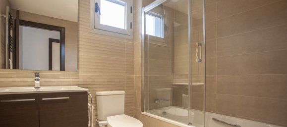 3 Schlafzimmer Wohnung in Marbella, Spain, Nr. 147582 4