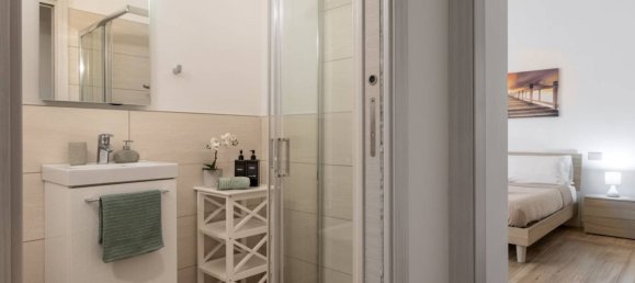 2 bedrooms Apartment in Verona, Italy No. 324401 11