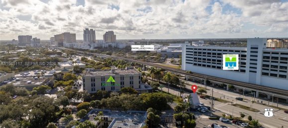 terreno en venta en Miami, Miami-Dade, Florida, USA № 615102 15