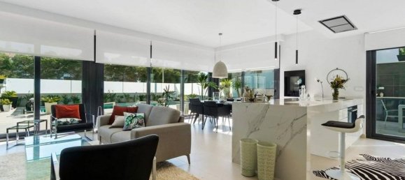 3 bedrooms Villa in Alicante, Spain No. 189220 6