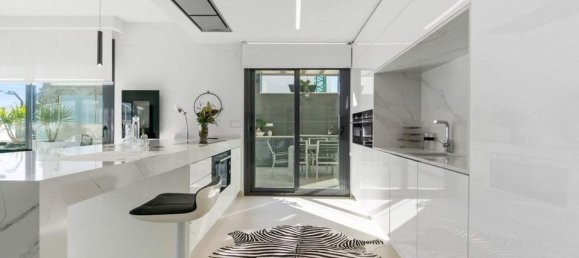 3 bedrooms Villa in Alicante, Spain No. 189220 5