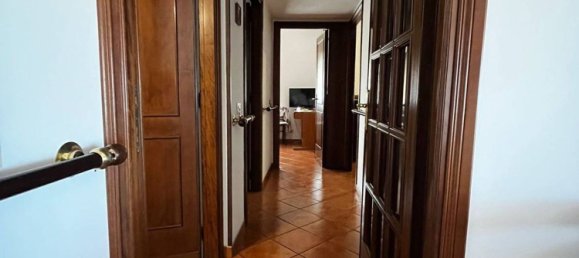 Квартира с 4 комнатами в Рим, Италия № 84212 6