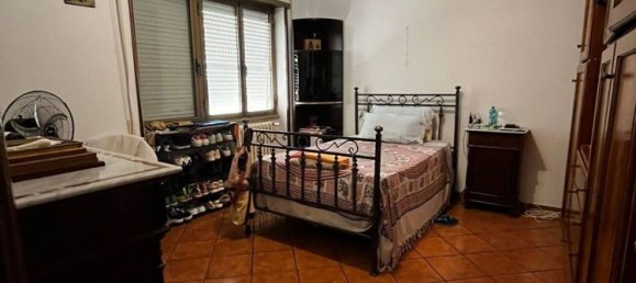 Квартира с 4 комнатами в Рим, Италия № 84212 7