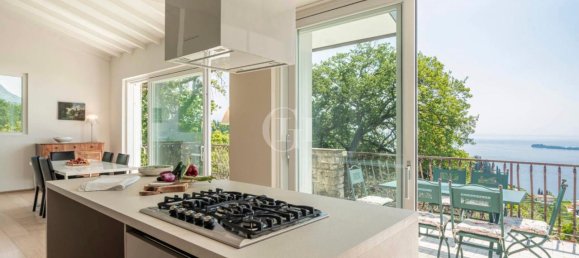 12 rooms Villa in Gardone Riviera, Italy No. 114160 38