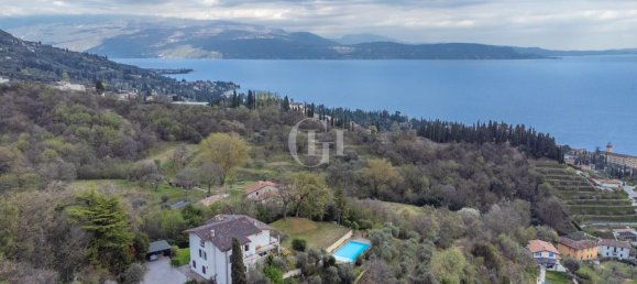 12 rooms Villa in Gardone Riviera, Italy No. 114160 32