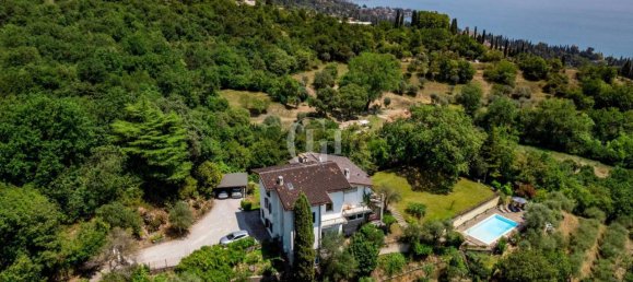 12 rooms Villa in Gardone Riviera, Italy No. 114160 41