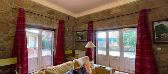 4 bedrooms House in Moncao, Portugal No. 94239 16