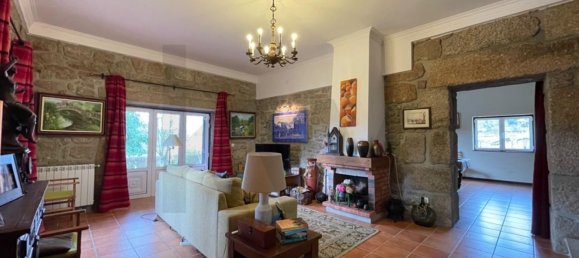 4 bedrooms House in Moncao, Portugal No. 94239 15