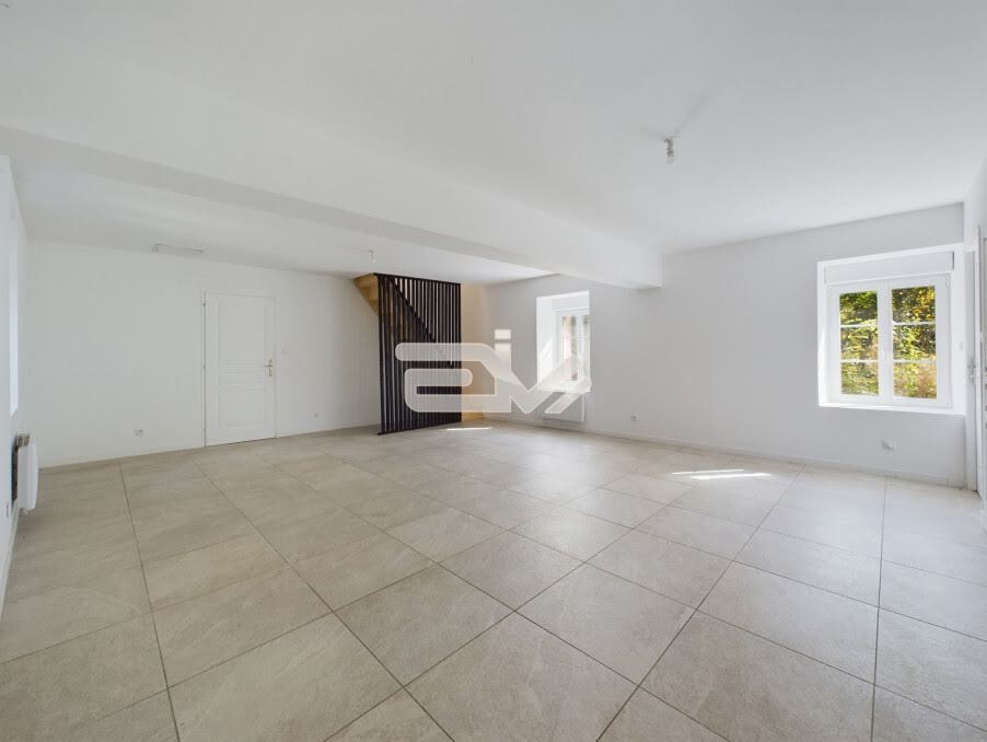 Дом с 4 спальнями в Бийи-сюр-Эн, Франция № 229061