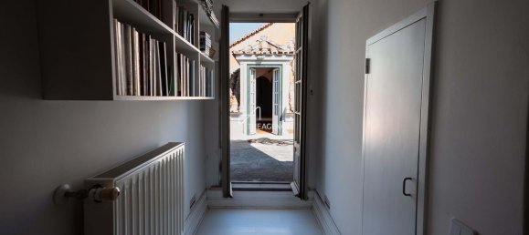 7 bedrooms House in Lisbon, Portugal No. 128396 38