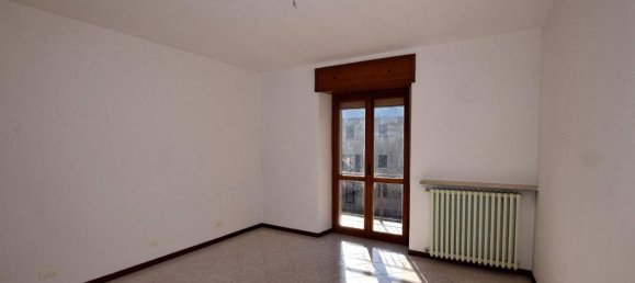 8 rooms House in Zogno, Italy No. 171650 14