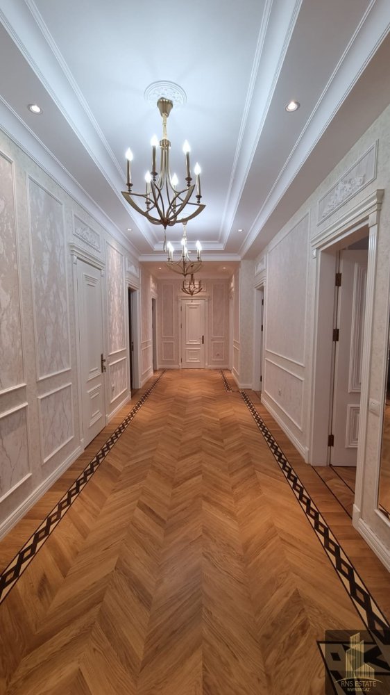 4 bedrooms Apartment in Khatay, Azerbaijan No. 2036