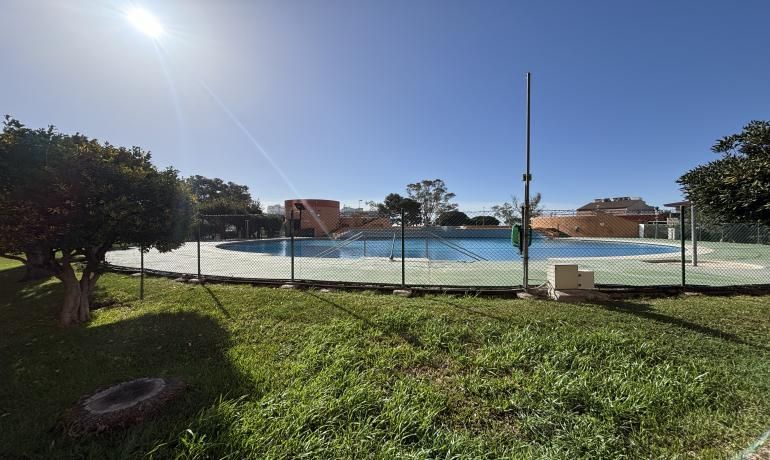 Apartamento de 3 dormitorios en Roses, Spain No. 213572