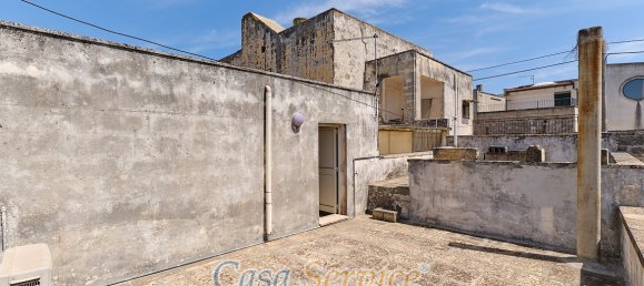 2 bedrooms House in Ruffano, Italy No. 59699 11