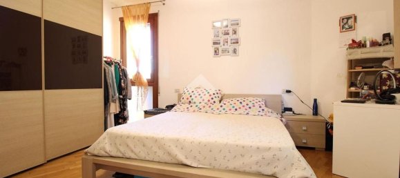 2 Schlafzimmer Wohnung in Creazzo, Italy, Nr. 339260 8