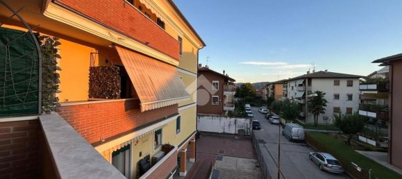 2 Schlafzimmer Wohnung in Creazzo, Italy, Nr. 339260 18