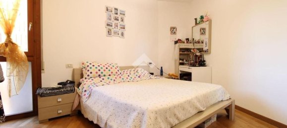 2 Schlafzimmer Wohnung in Creazzo, Italy, Nr. 339260 9