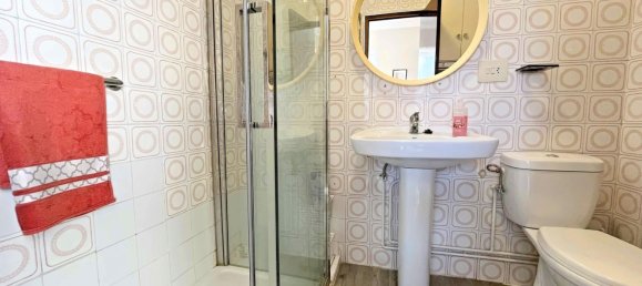 5 bedrooms House in A Coruna, Spain No. 57701 37