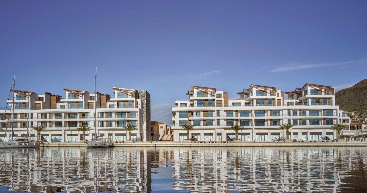 3 bedrooms Apartment in Herceg Novi, Montenegro No. 1947