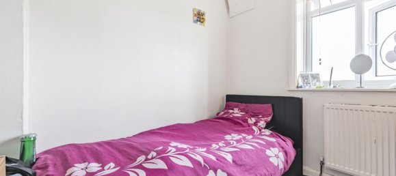 3 bedrooms House in London, United Kingdom No. 7673 10