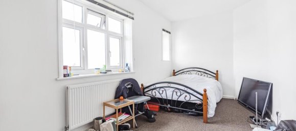 3 bedrooms House in London, United Kingdom No. 7673 14