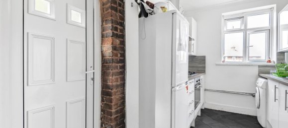 3 bedrooms House in London, United Kingdom No. 7673 13