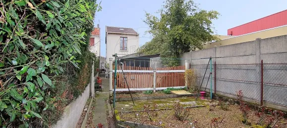 2 غرف نوم منزل في Colombes, France رقم 320802 18