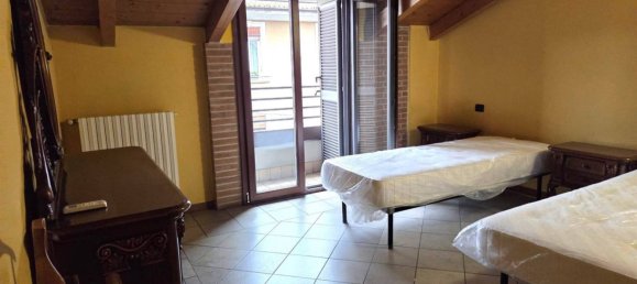 Apartamento de 1 dormitorio en Sesto San Giovanni, Italy No. 321533 28