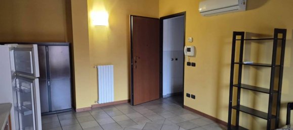 Apartamento de 1 dormitorio en Sesto San Giovanni, Italy No. 321533 23
