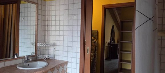 Apartamento de 1 dormitorio en Sesto San Giovanni, Italy No. 321533 8