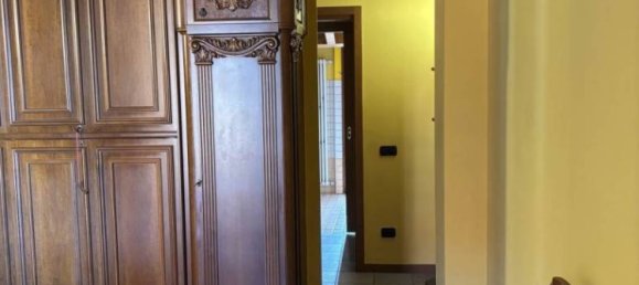 Apartamento de 1 dormitorio en Sesto San Giovanni, Italy No. 321533 2