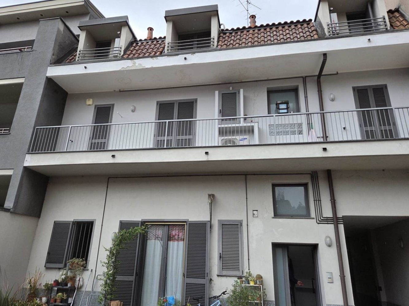 Apartamento de 1 dormitorio en Sesto San Giovanni, Italy No. 321533