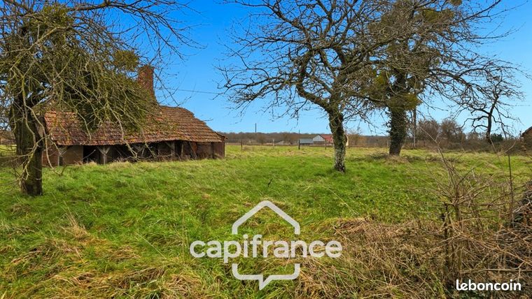 1294m² Land in Saint-Martin-en-Bresse, France No. 303881