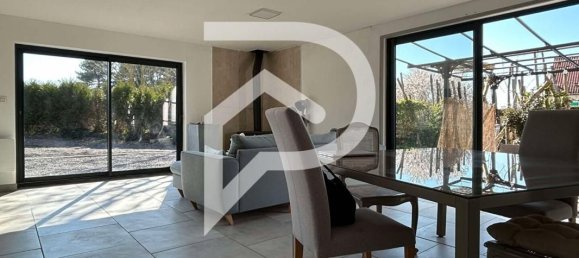 3 bedrooms House in Le Crotoy, France No. 77841 2