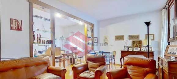 4 bedrooms Apartment in Rome, Italy No. 160545 10