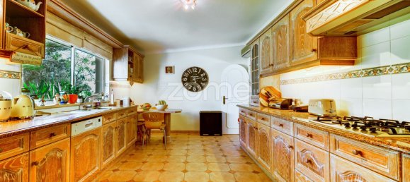 6 bedrooms Villa in Loule, Portugal No. 137912 16