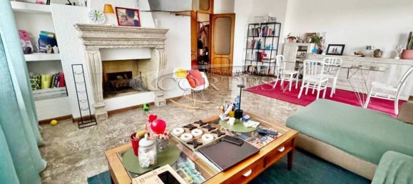 3 bedrooms Penthouse in Perugia, Italy No. 353557 3