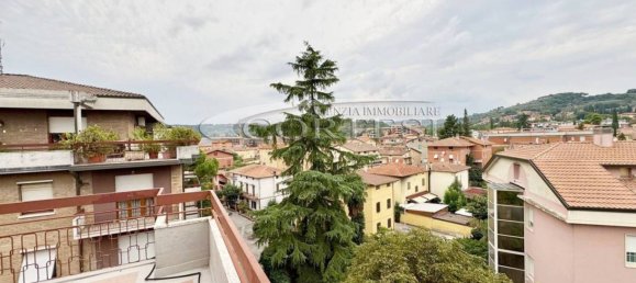 3 bedrooms Penthouse in Perugia, Italy No. 353557 23