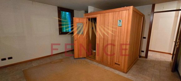 4 bedrooms Villa in Montebelluna, Italy No. 363092 13