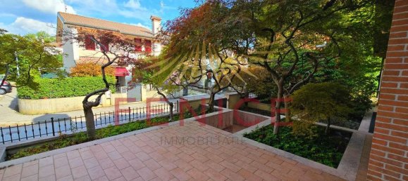 4 bedrooms Villa in Montebelluna, Italy No. 363092 19